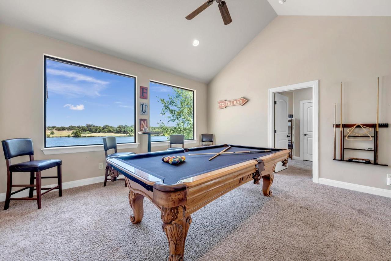 119 Christopher Concierge Services Available Kingsland Экстерьер фото